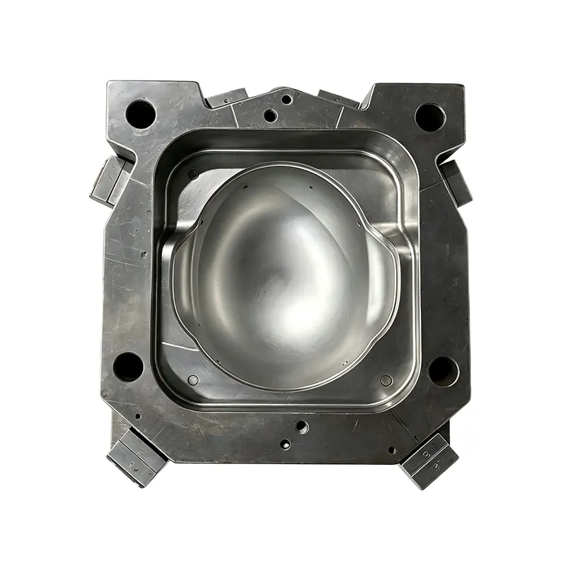 In che modo uno stampo a iniezione per casco antisommossa in ABS per PC può migliorare la precisione, la durata e l'efficienza produttiva