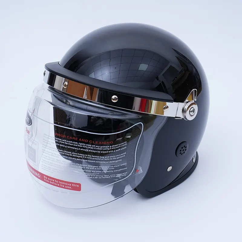 Casco antisommossa con visiera trasparente